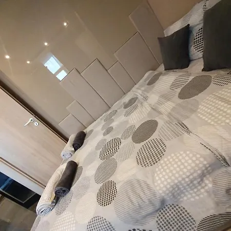 Diamond Luxury Apartman *